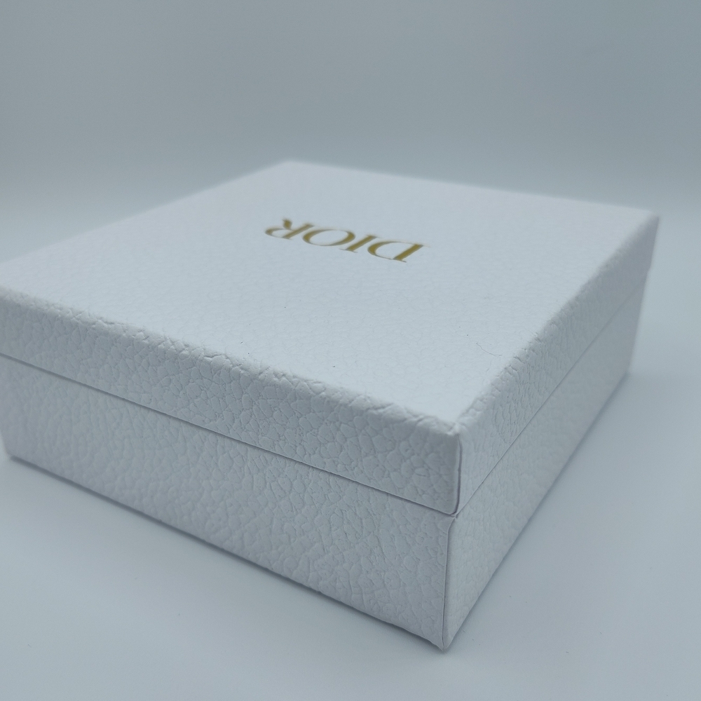 Dior Textured White Gift Box & Card Gold Logo 5x5 Hard Box Case Packaging NWOT - Picture 6 of 15